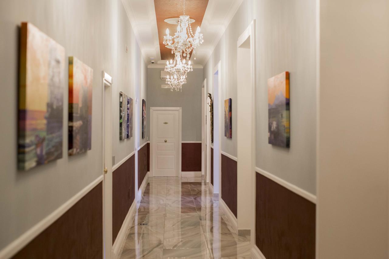 Neapolitantrips Hotel Napoli